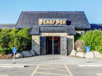 Calgary’s Bears Den Restaurant Closing Its Doors On January 28, 2018